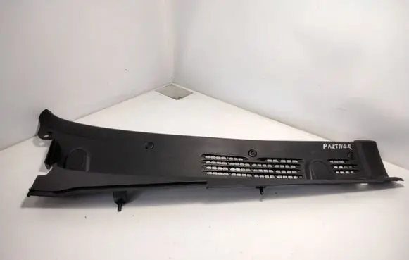 Peugeot Partner Wiper trim 9619270777