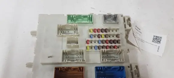 Volvo V40 Fuse module 31394963 3554214985