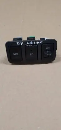 Suzuki Swift I Fog light switch 7331262J10