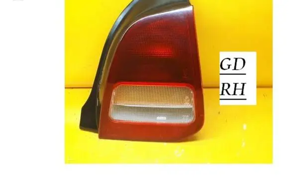 Mitsubishi Colt Rear/tail lights 0431679