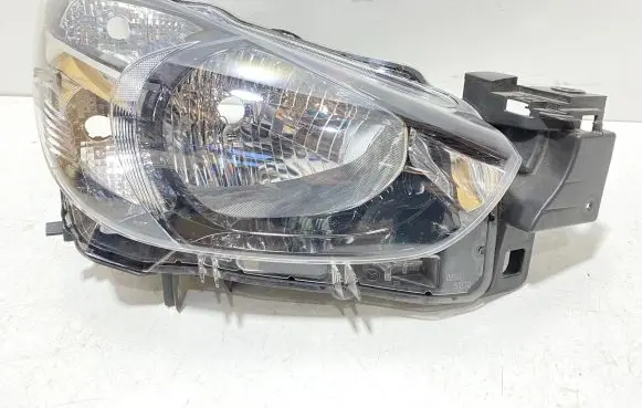 Mazda 2 Headlight/headlamp DB5J51030