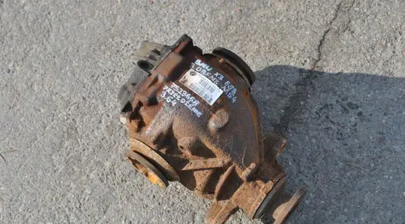BMW X3 E83 Rear differential 7523668
