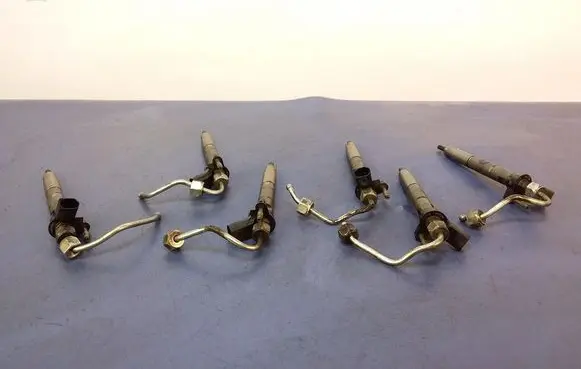 Fuel injector