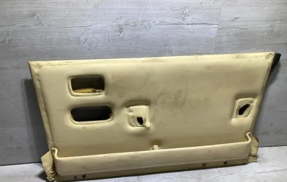 Bentley Mulsanne Front door card panel trim
