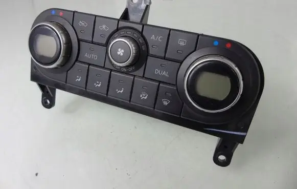 Nissan Qashqai Climate control unit 27500JD45B