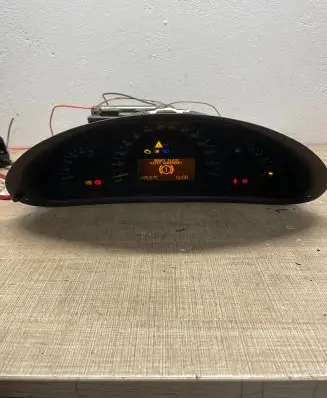 Mercedes-Benz C W203 Speedometer (instrument cluster) A2035403047 1100802310