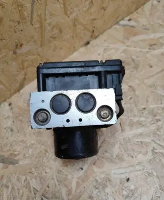 Volkswagen Golf IV ABS Pump 1J0907379r