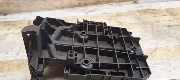 Peugeot 407 Battery tray 9645693080