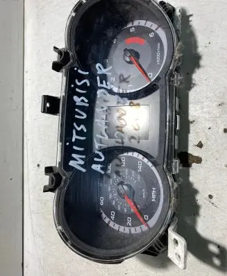 Mitsubishi Outlander Speedometer (instrument cluster) 769166220H