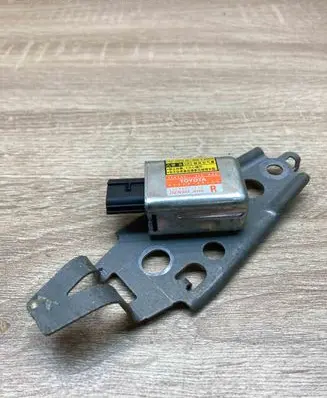 Lexus GS 300 350 430 450H Airbag deployment crash/impact sensor 8986030130 1879001752