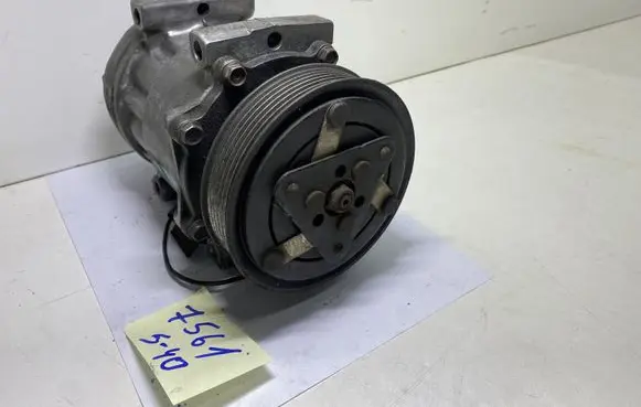 Volvo S40, V40 Air conditioning (A/C) compressor (pump) 2508105134 8200040681