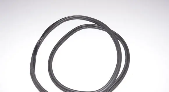 BMW i3 Trunk rubber seal (body) 7296906