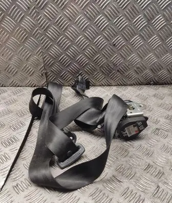 Audi A3 S3 8P Front seatbelt 8p4857705c