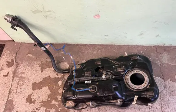 Fiat 500X Fuel tank 51965159