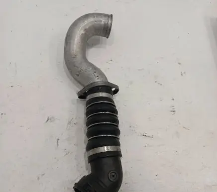 BMW 5 E60 E61 Intercooler hose/pipe 7808414