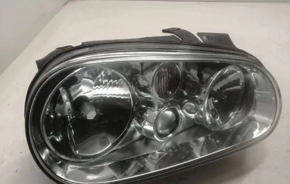 Volkswagen Golf IV Headlight/headlamp