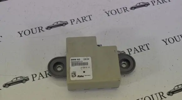 BMW 5 E60 E61 Antenna control unit 6935024