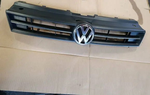 Volkswagen Polo V 6R Front grill 6R0853653