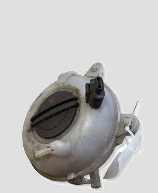 Audi A3 S3 8V Coolant expansion tank/reservoir 5Q0121407F