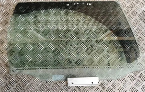 Volvo V70 Rear door window glass