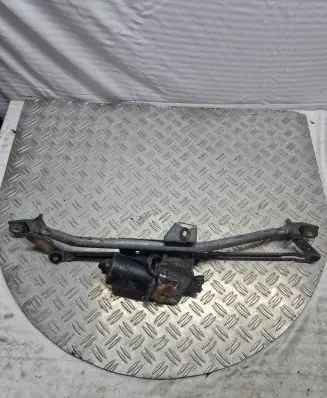 Audi A4 S4 B5 8D Front wiper linkage and motor 8D2955023 109232