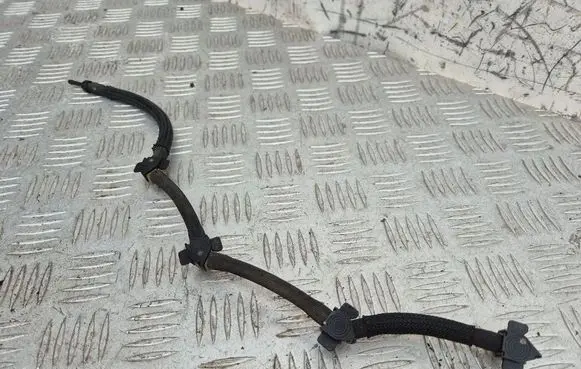 Volkswagen Golf VII Fuel return line/hose 