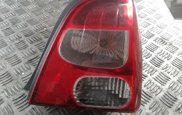 Renault Twingo II Rear/tail lights 8200387889