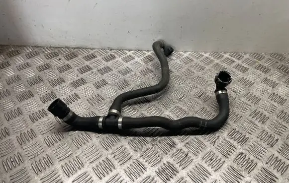BMW 1 E82 E88 Engine coolant pipe/hose 7796872