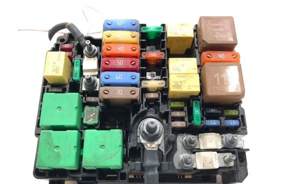 Toyota ProAce City Fuse box set 9804848580