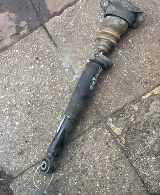 Skoda Octavia Mk2 (1Z) Rear shock absorber/damper