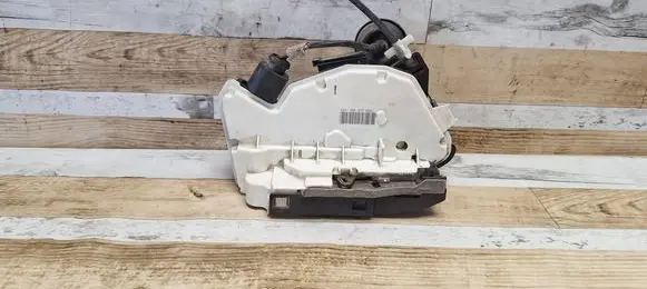 Front door lock