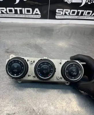 Mercedes-Benz ML W163 Climate control unit A1638205589
