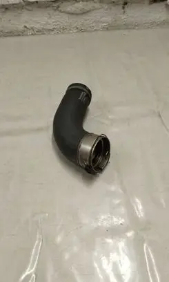 Volvo XC90 Intercooler hose/pipe 31370286