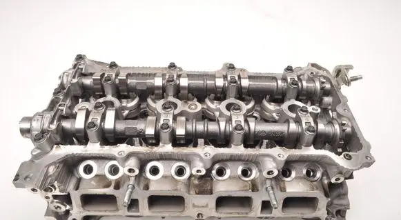 Renault Captur II Engine head H4MC632