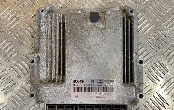 Renault Laguna III Engine control unit/module 8200726880 0281014354 8200848407