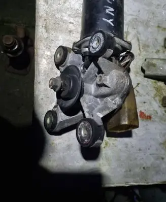 Nissan Sunny Wiper motor