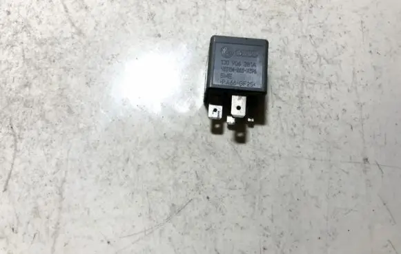 Seat Ibiza II (6k) Other relay 1j0906381a v23134b63x396