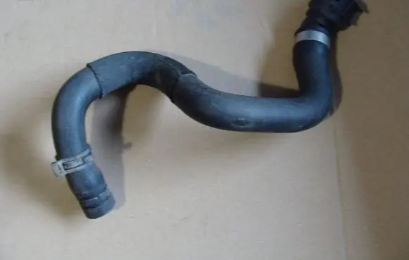 BMW 5 F10 F11 Engine coolant pipe/hose 9170347