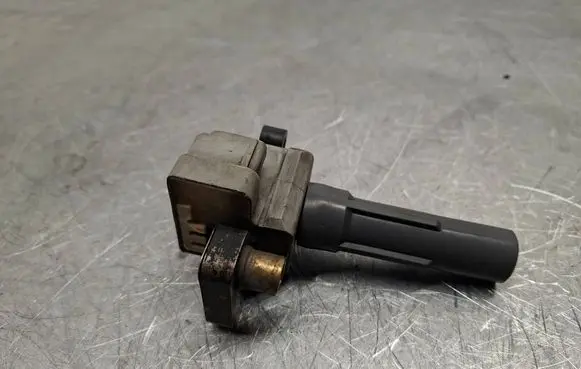 Subaru Forester SG High voltage ignition coil FK0186