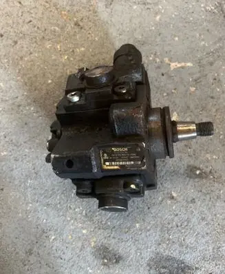 Audi A6 S6 C6 4F Fuel injection high pressure pump 0445010154 059130755S