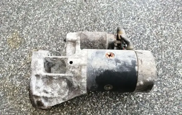 Nissan Primera Starter motor 2330054A05