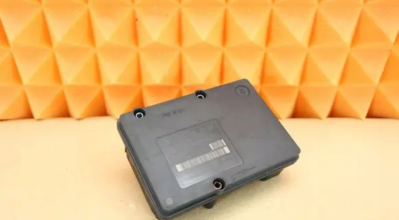 Mercedes-Benz CLK A209 C209 ABS Pump 0365454032 A0365454032