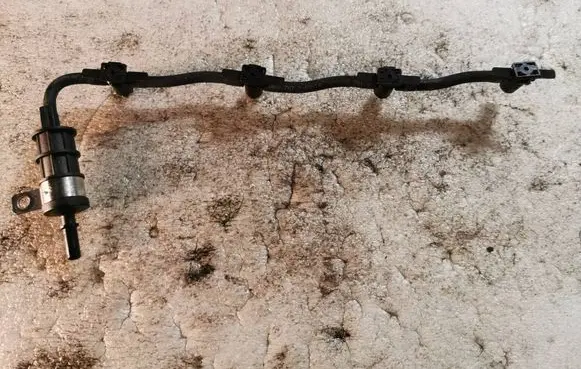 Renault Laguna III Fuel return line/hose 