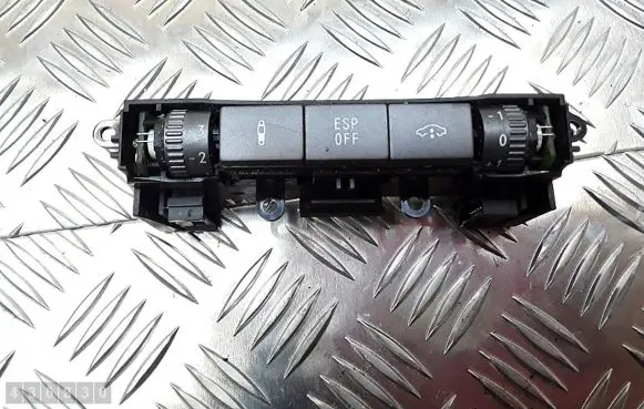 ESP (stability program) switch