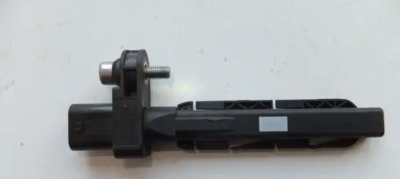 BMW X5 E70 Crankshaft position sensor 7806782 BMW7806782
