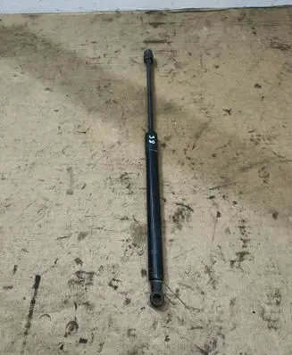 Volkswagen PASSAT B6 Tailgate/trunk strut/damper 3C9827550A