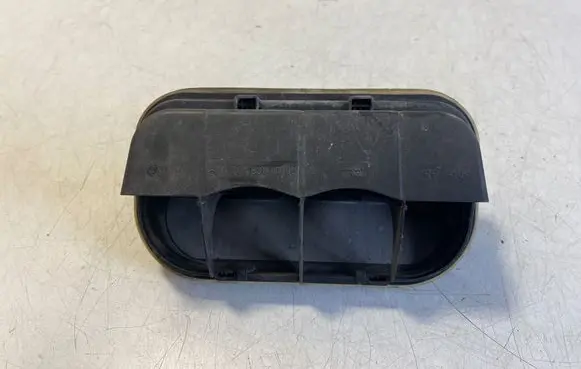 Mercedes-Benz EQC Quarter panel pressure vent A2048301700