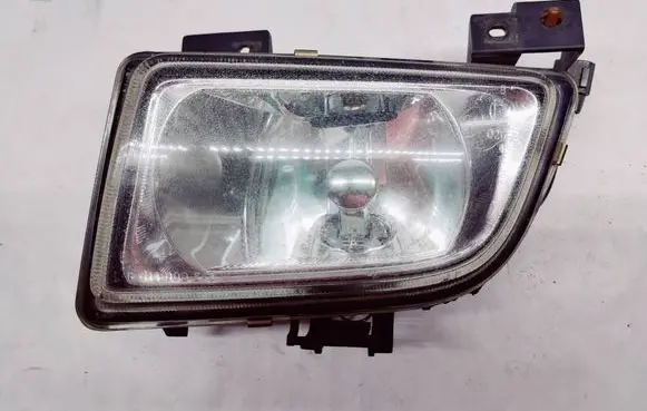 Mazda Premacy Front fog light F014000048 B25G51690B