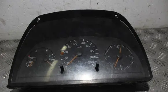 Mercedes-Benz Vito Viano W638 Speedometer (instrument cluster)