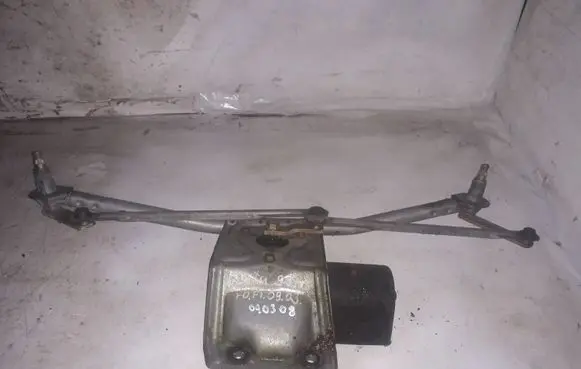 Ford Fiesta Front wiper linkage and motor 0390241306